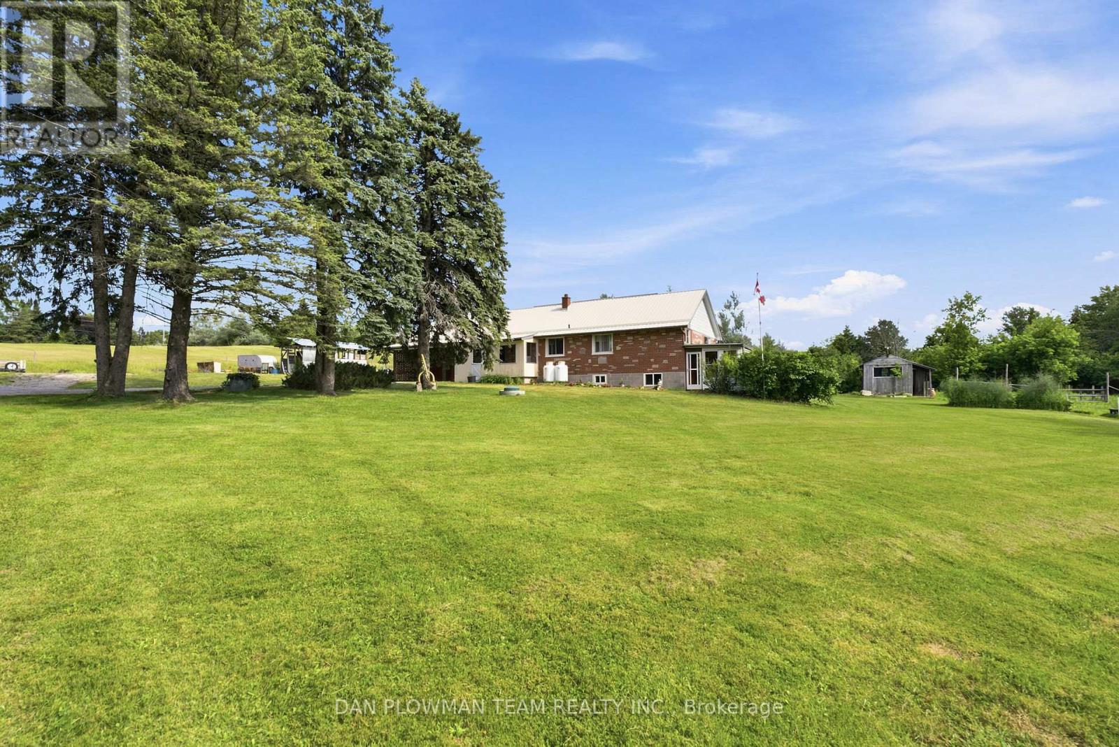 590S BROCK CONCESSION RD 4 ROAD - 31