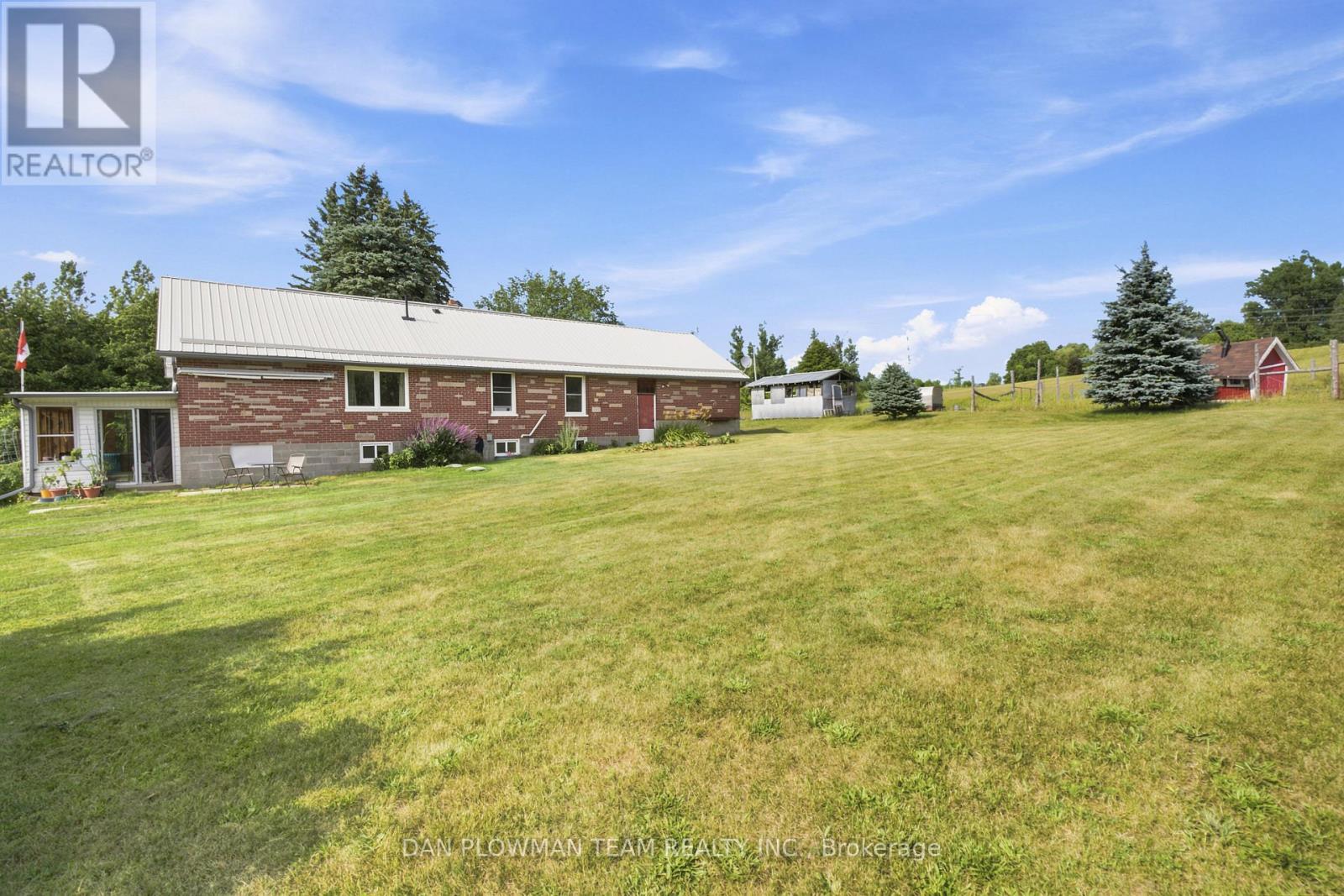 590S BROCK CONCESSION RD 4 ROAD - 34