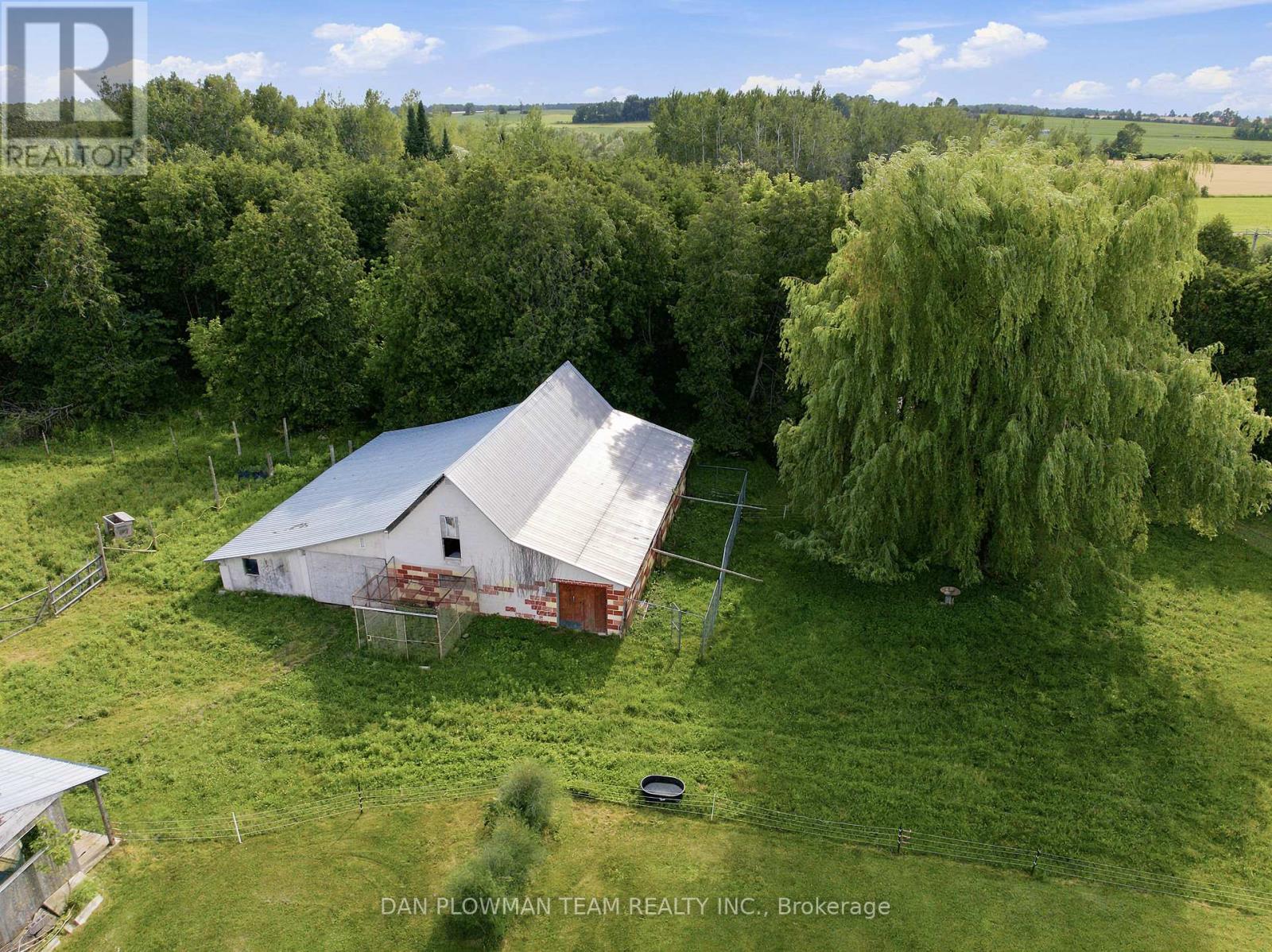590S BROCK CONCESSION RD 4 ROAD - 37