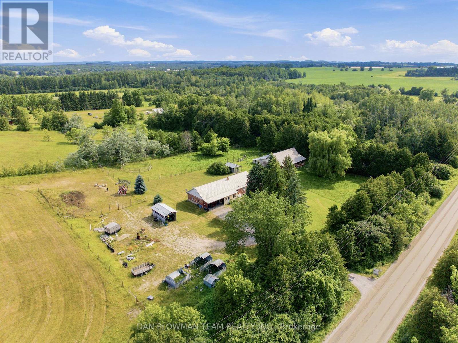590S BROCK CONCESSION RD 4 ROAD - 39