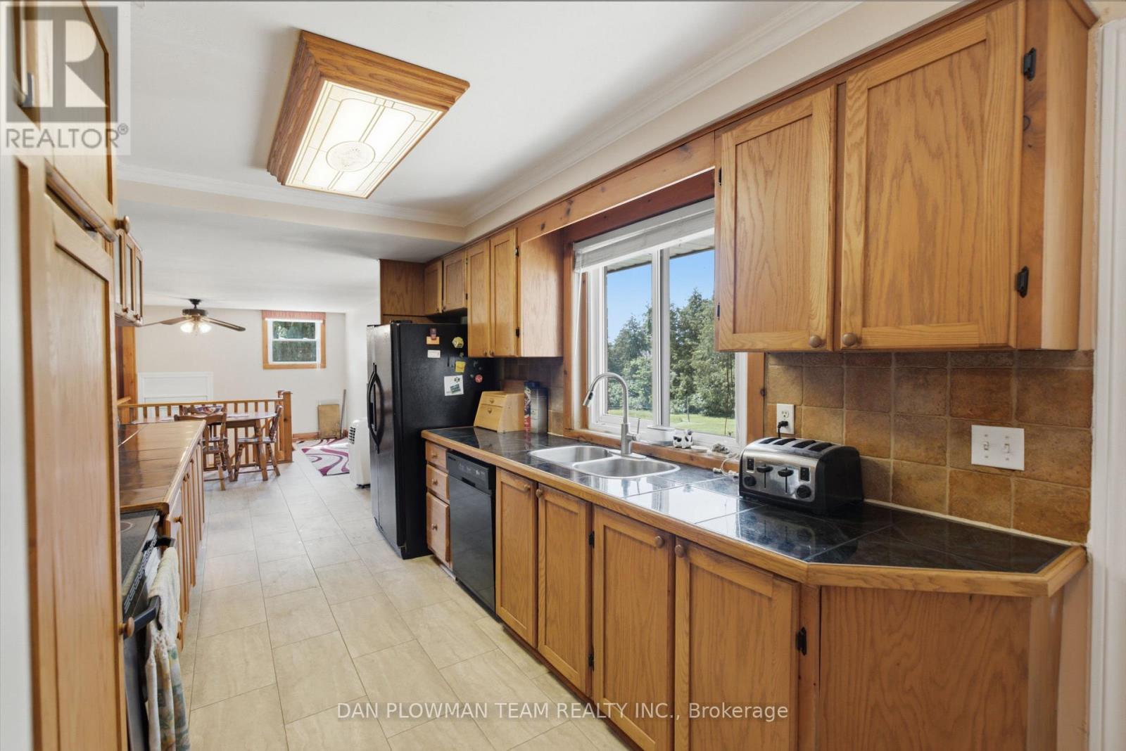 590S BROCK CONCESSION RD 4 ROAD - 8