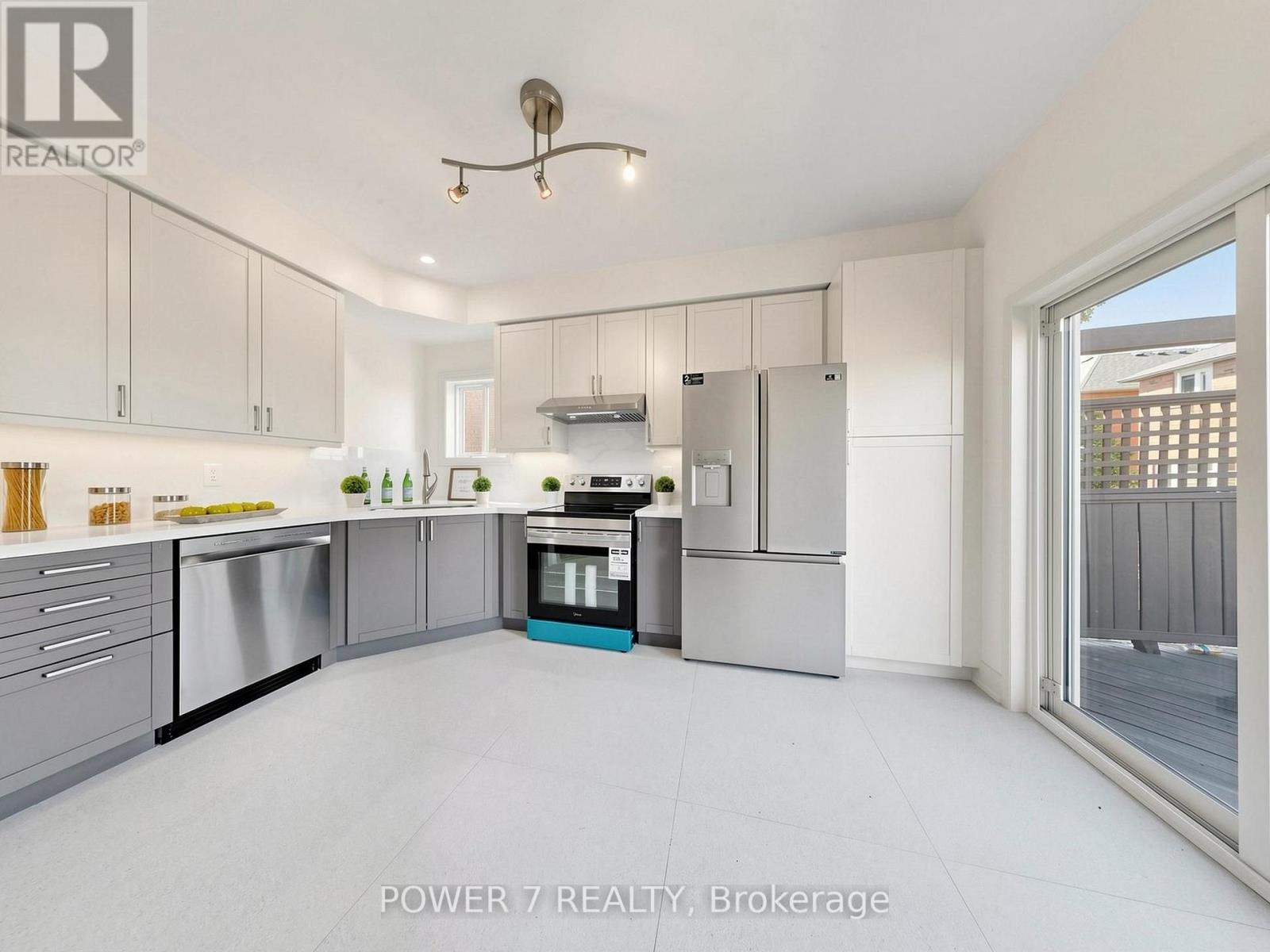 20 MCCAUL STREET - 17