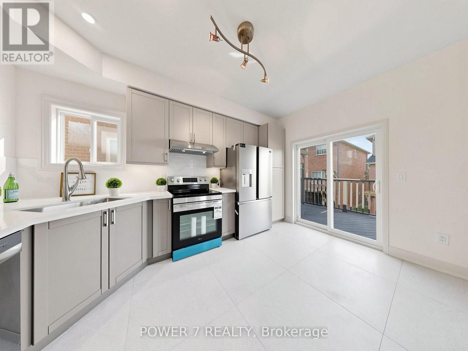 20 MCCAUL STREET - 19