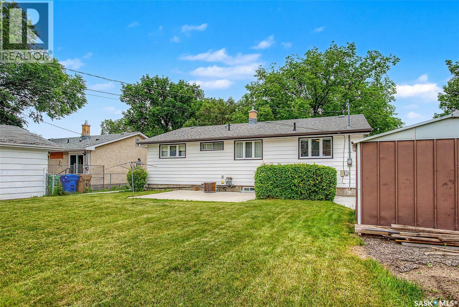140 Mcdougall CRESCENT - 32