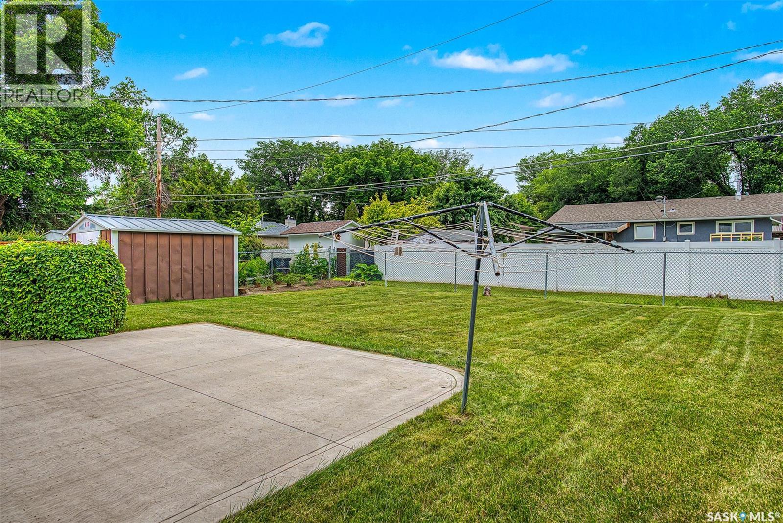 140 Mcdougall CRESCENT - 33