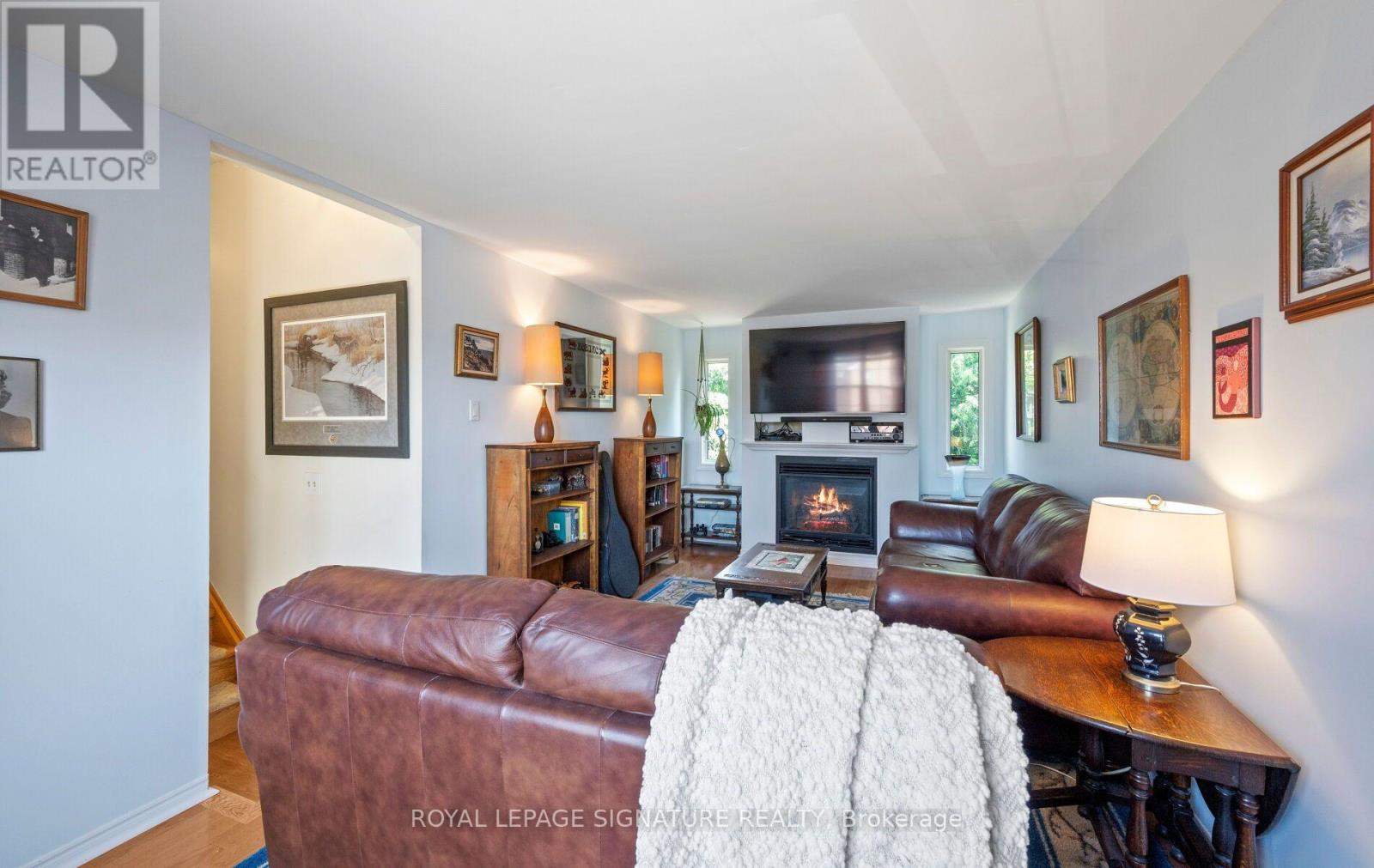412 BUTLER COURT - 15