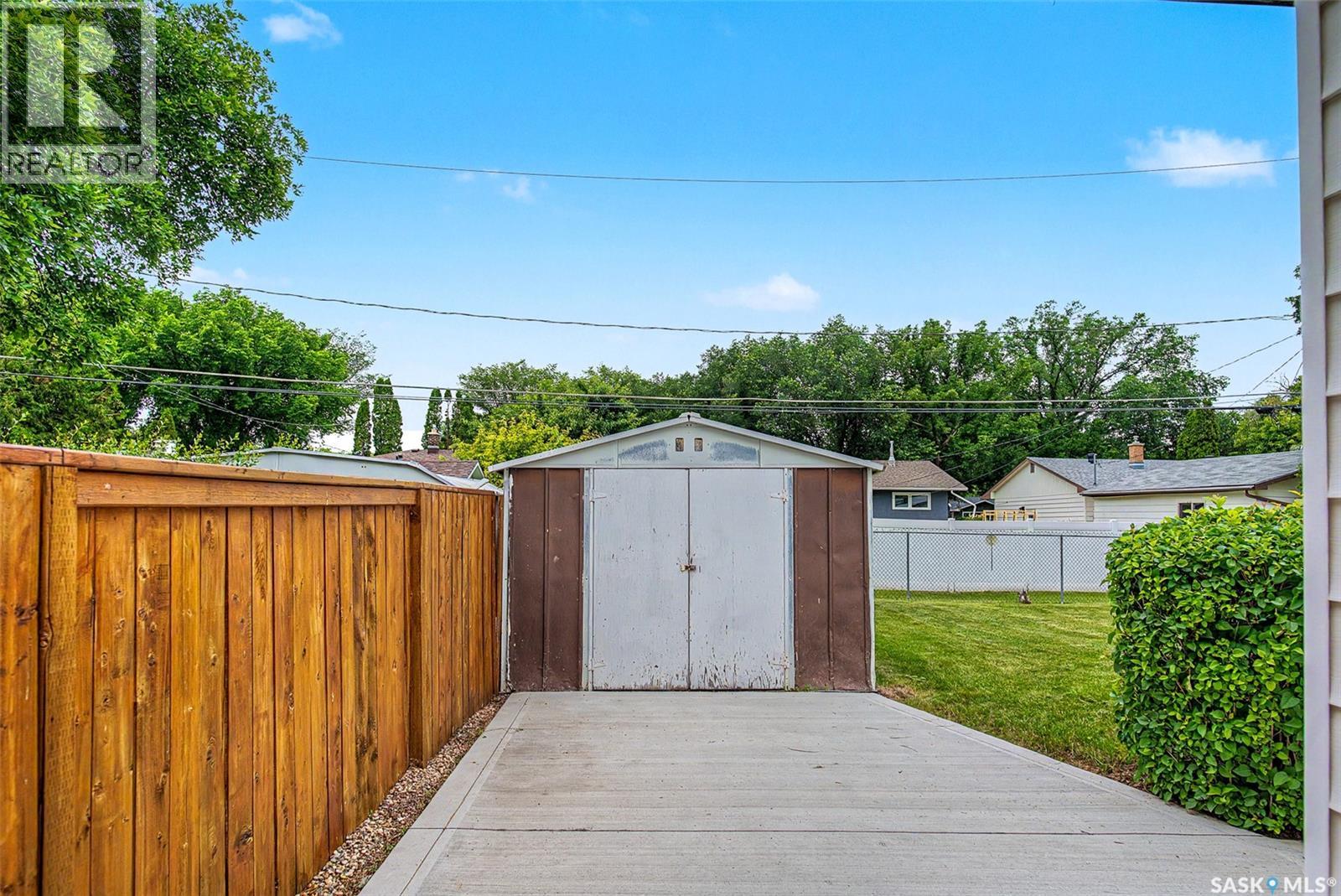 140 Mcdougall CRESCENT - 29