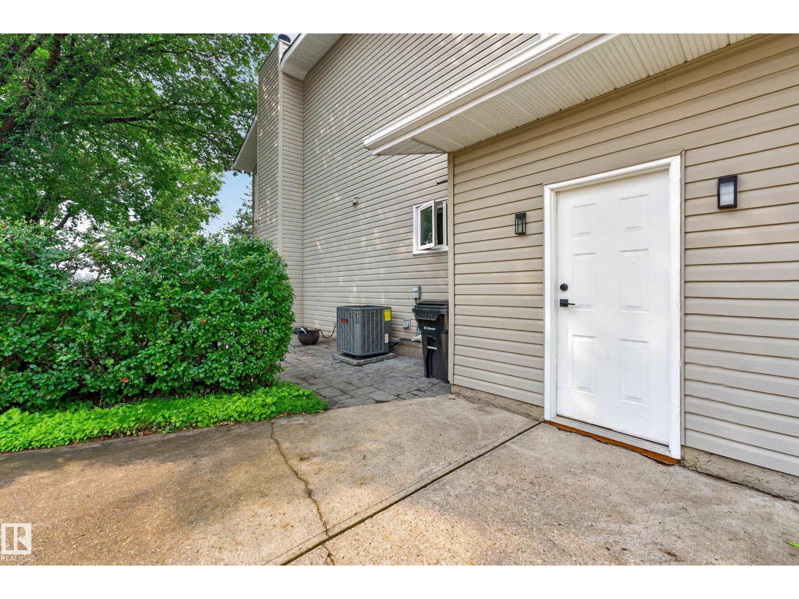 52 HILLSIDE CR - Image 61