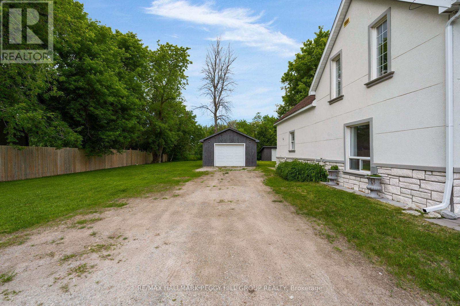 132 QUEEN STREET W - 13