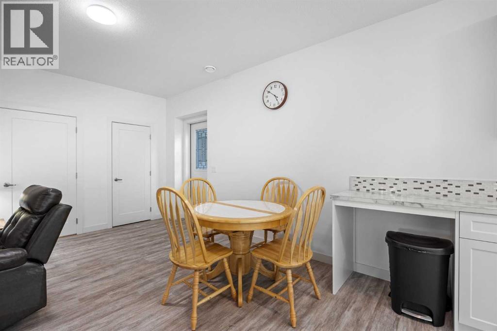 349053 Tamarack Drive E - Image 30