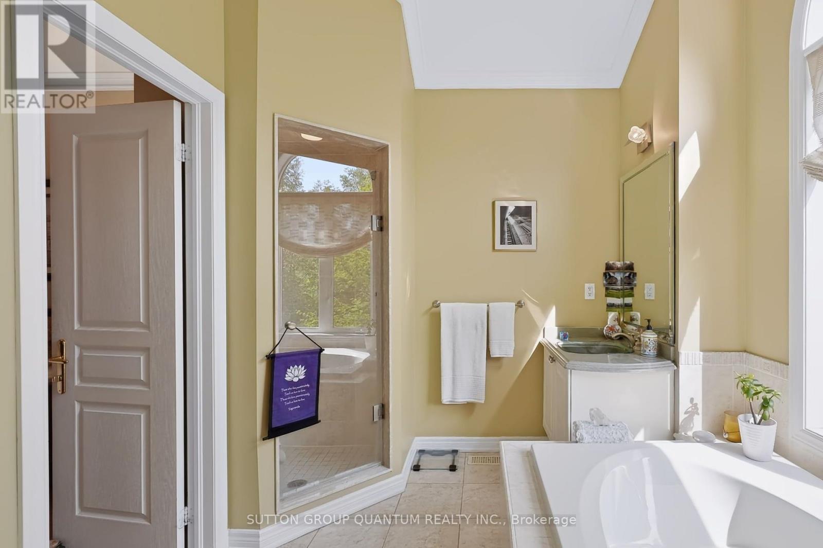 1536 PINERY CRESCENT - 28