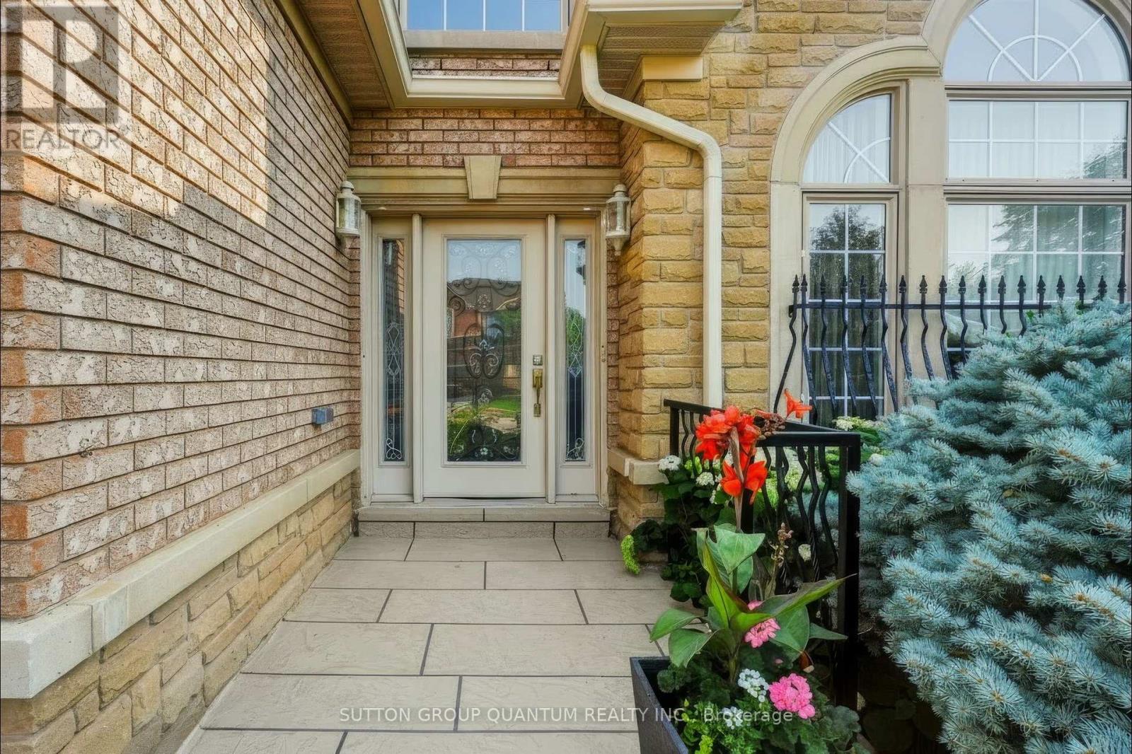 1536 PINERY CRESCENT - 3