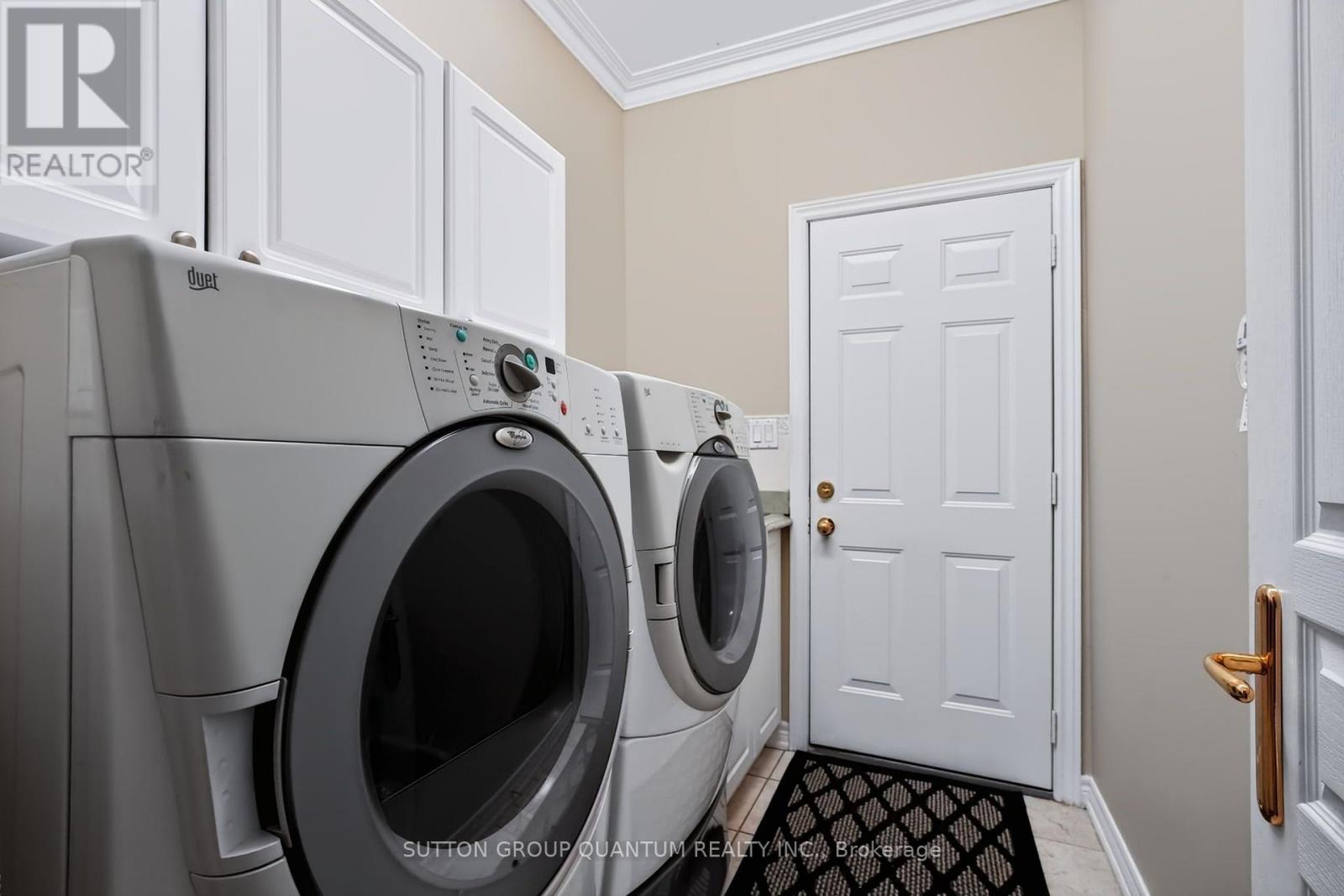 1536 PINERY CRESCENT - 32