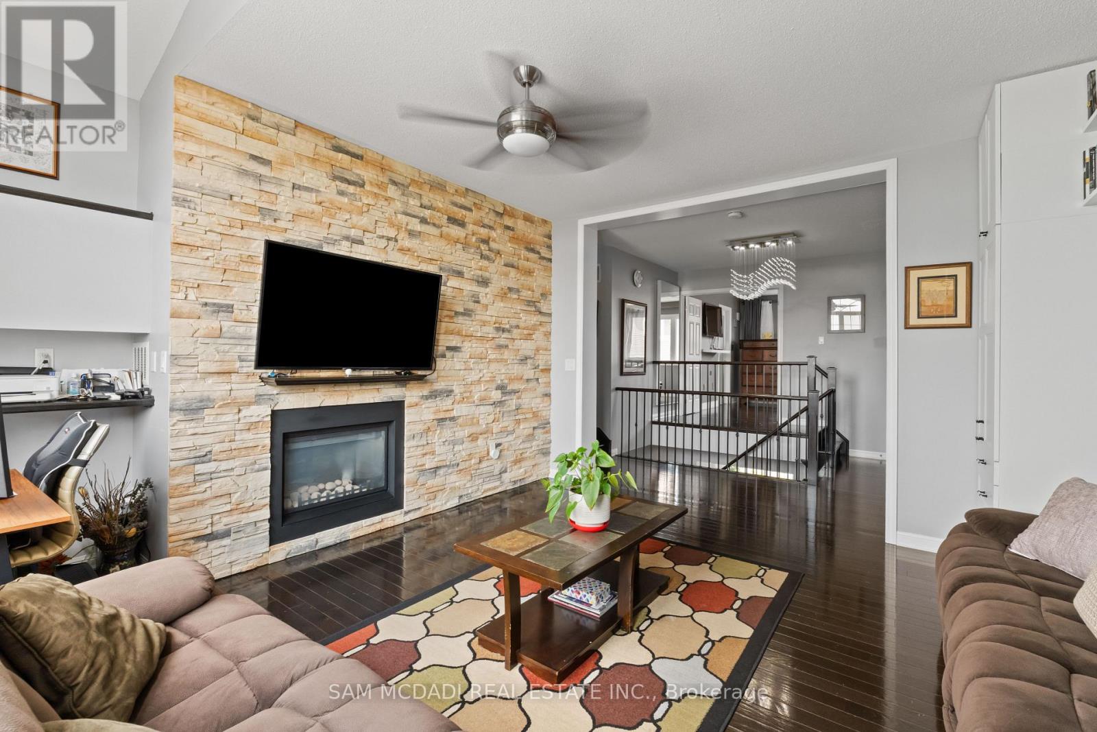 920 CLARK BOULEVARD - 16