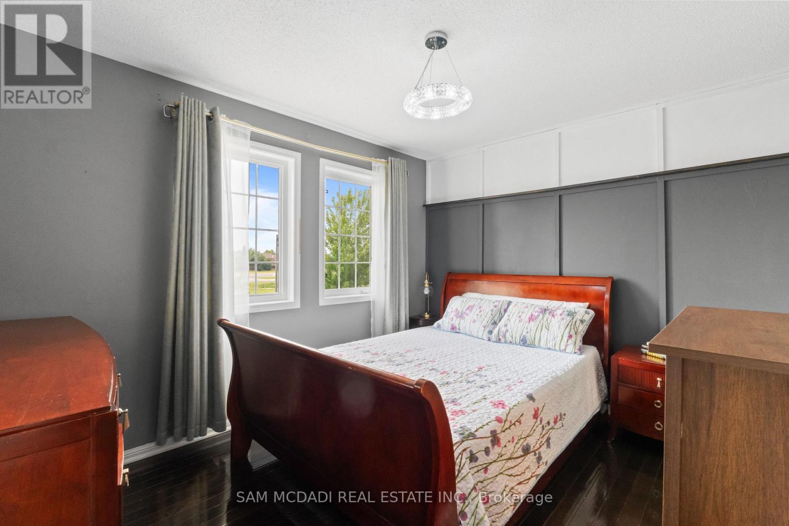 920 CLARK BOULEVARD - 24