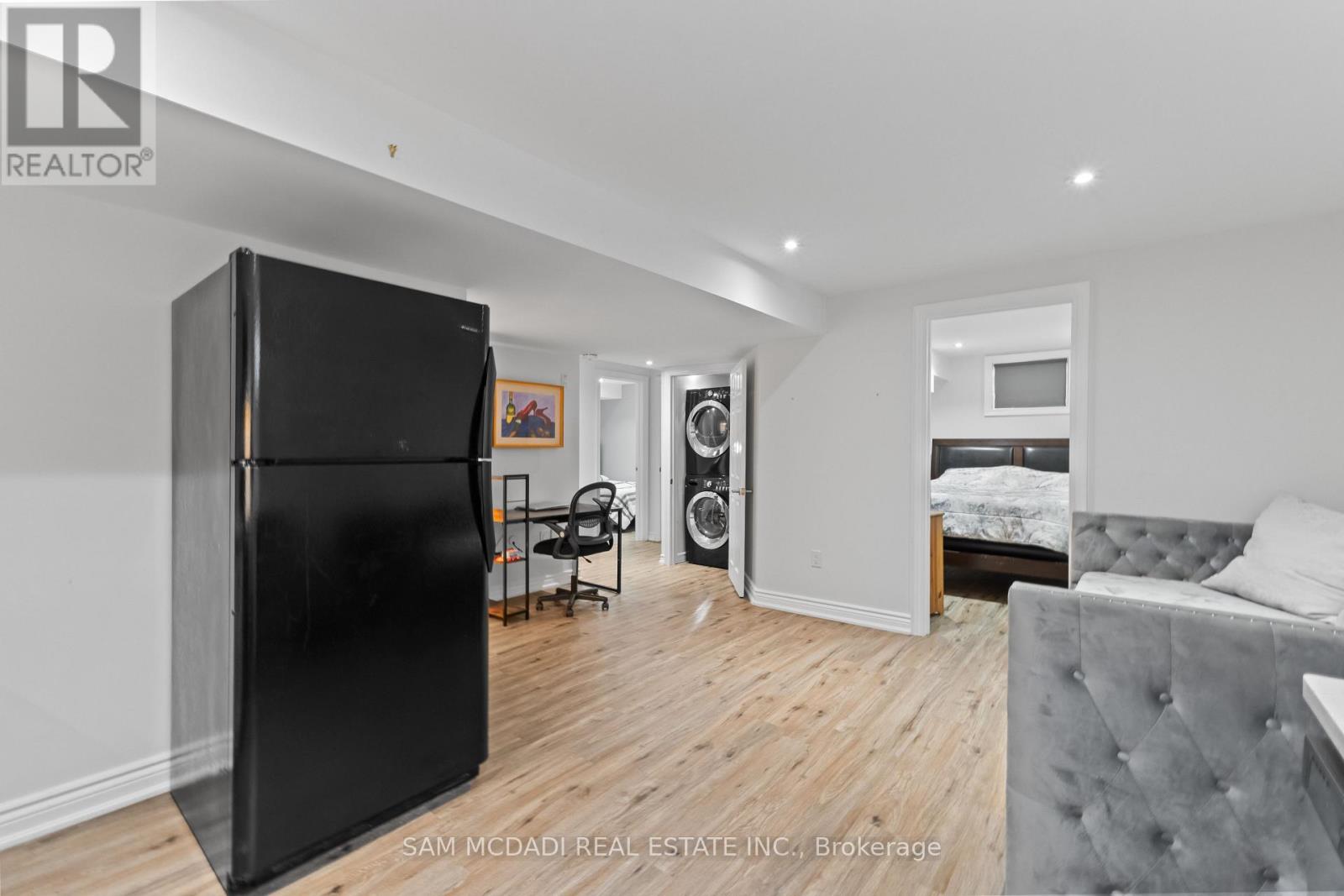 920 CLARK BOULEVARD - 30