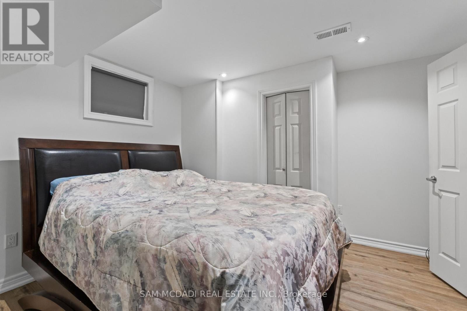 920 CLARK BOULEVARD - 36