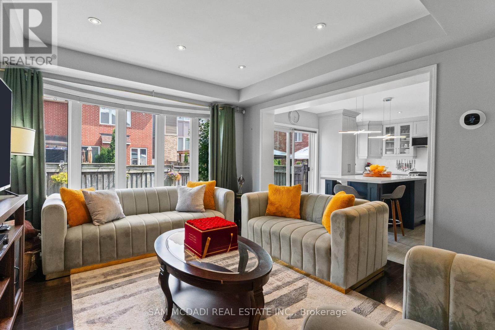 920 CLARK BOULEVARD - 6