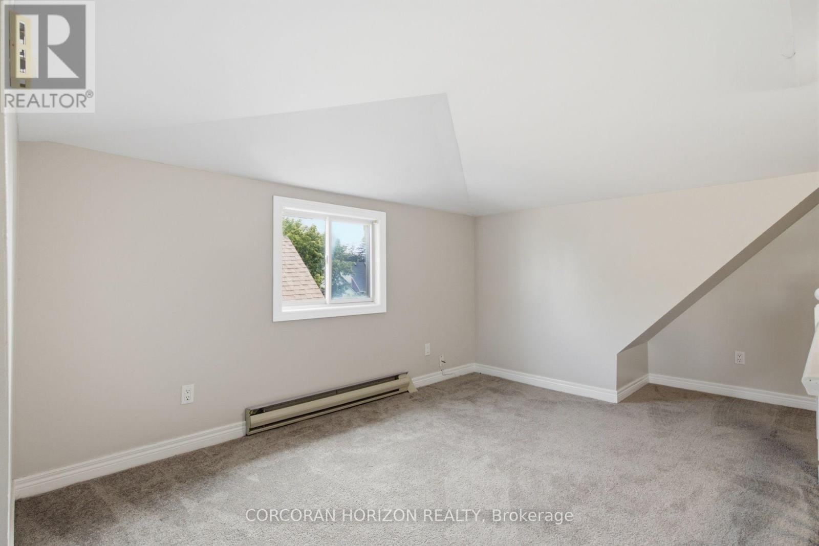 281 GUELPH STREET - 32