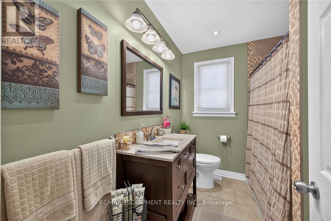 180 EAST 25TH STREET - 19