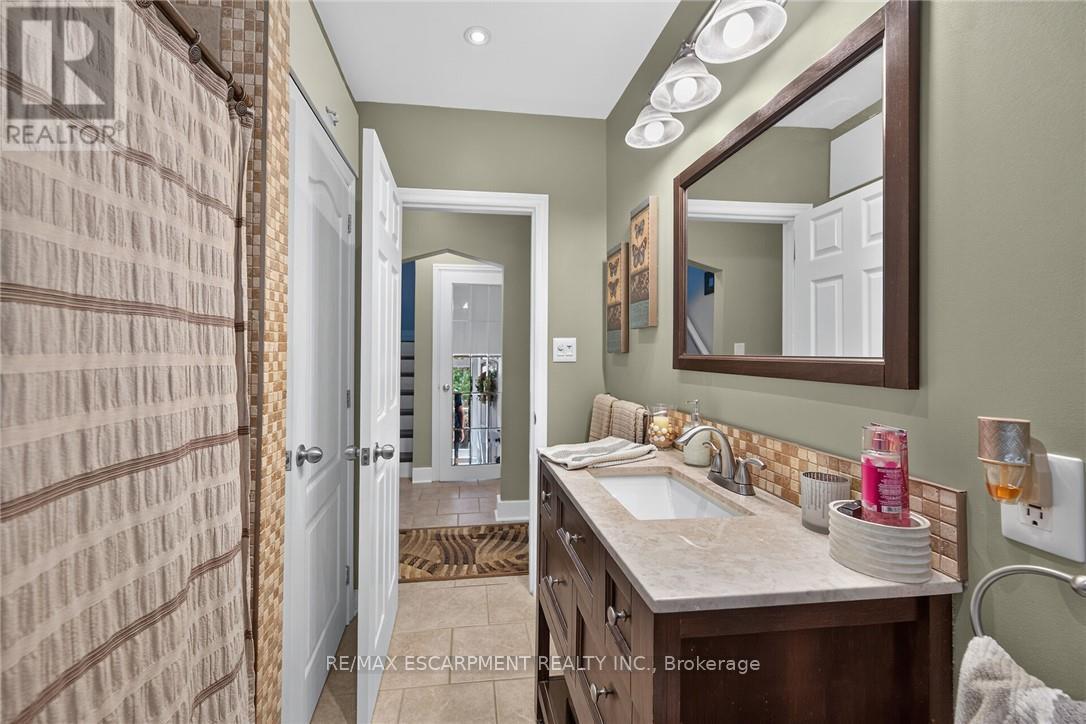 180 EAST 25TH STREET - 21