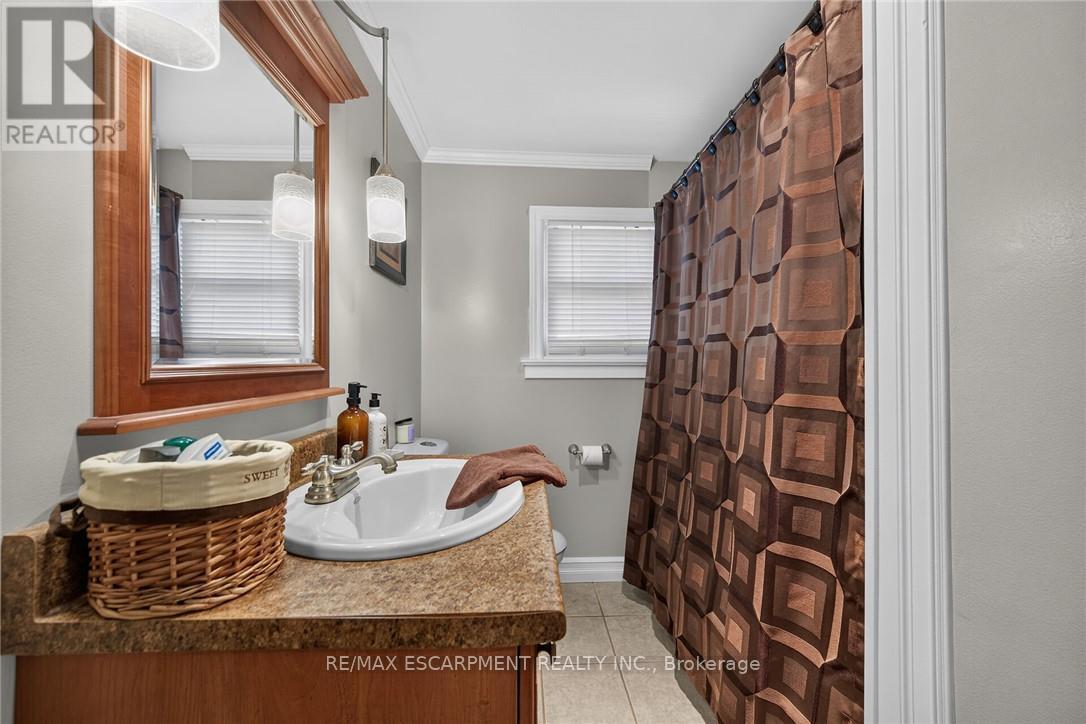 180 EAST 25TH STREET - 31