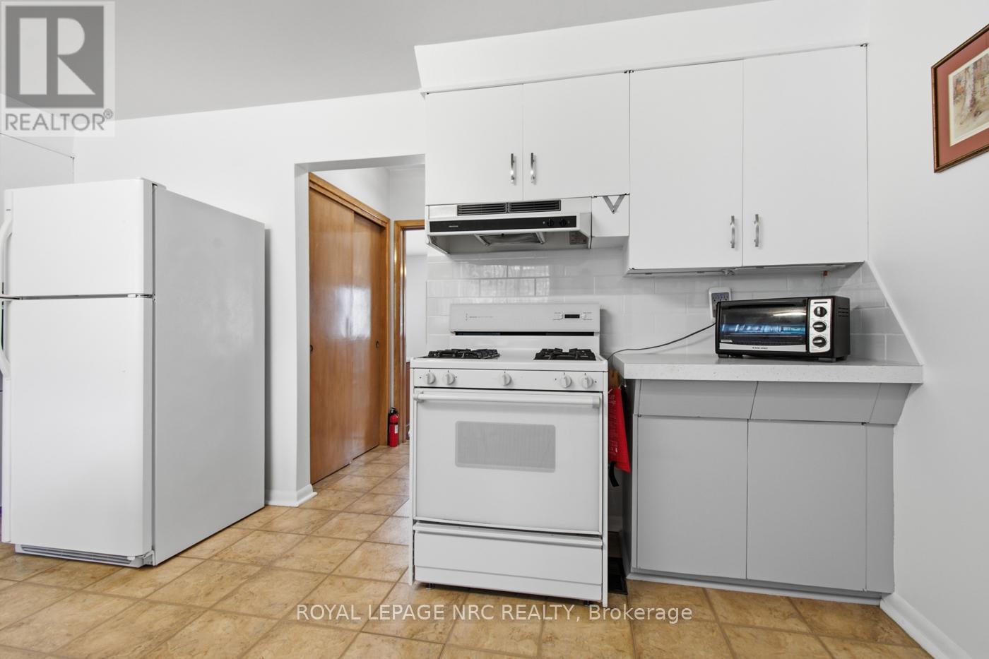 78 YORK STREET - 17
