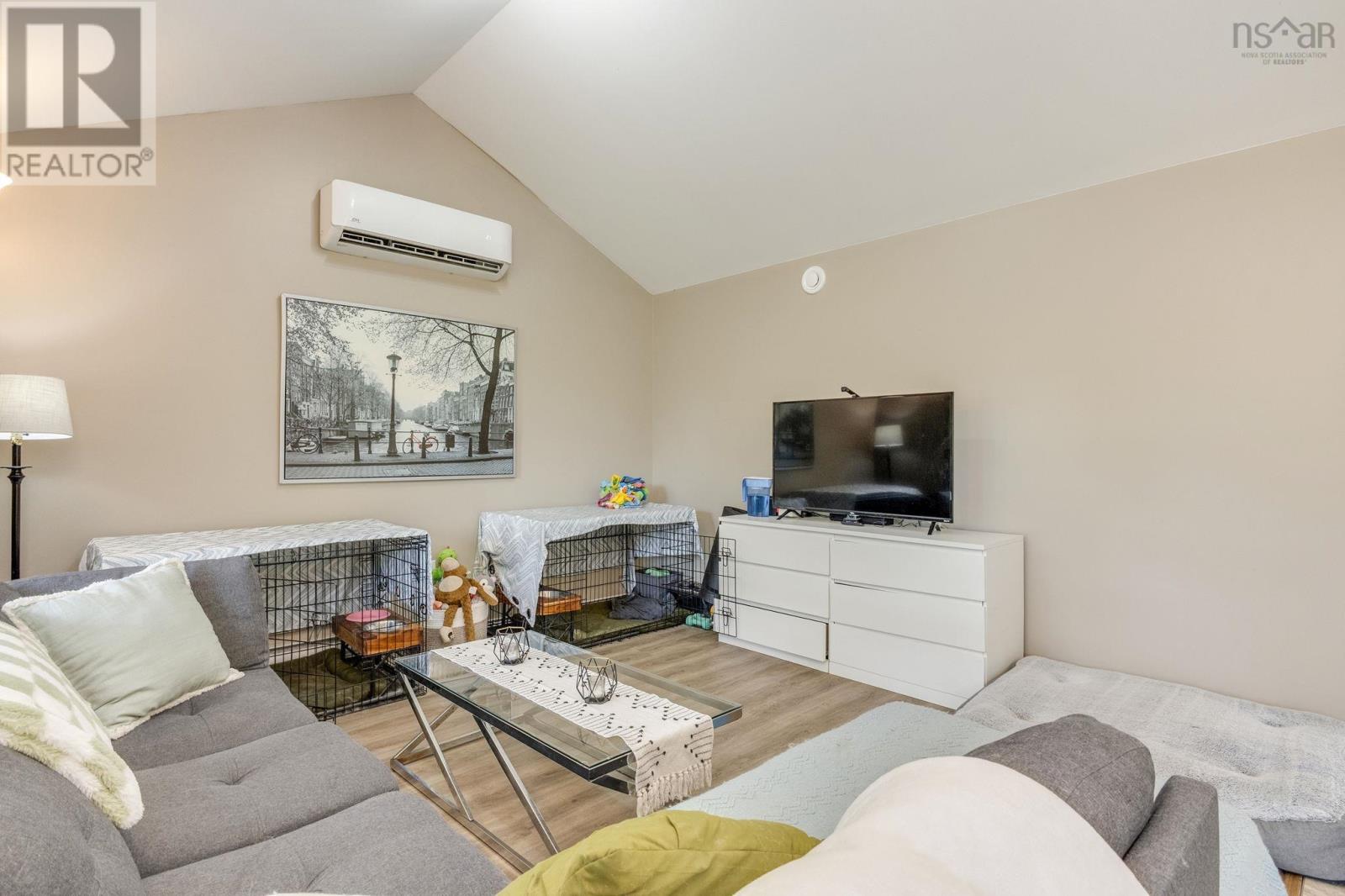 276 Falkenham Road - 11