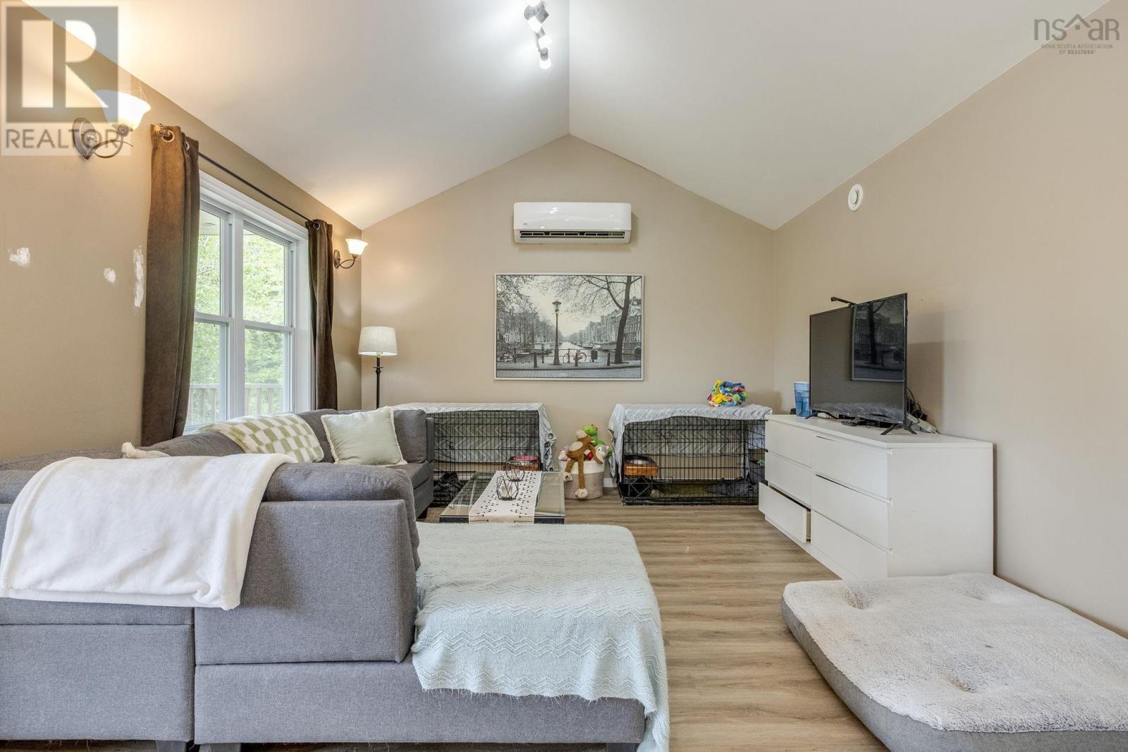 276 Falkenham Road - 12
