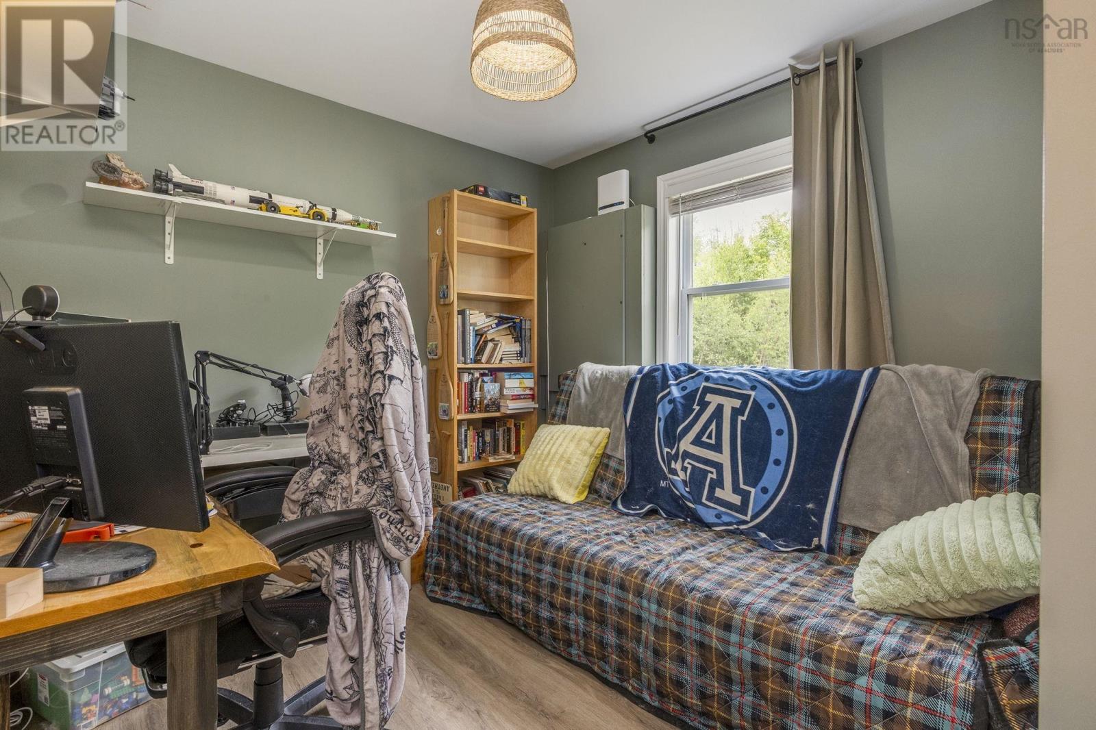 276 Falkenham Road - 19