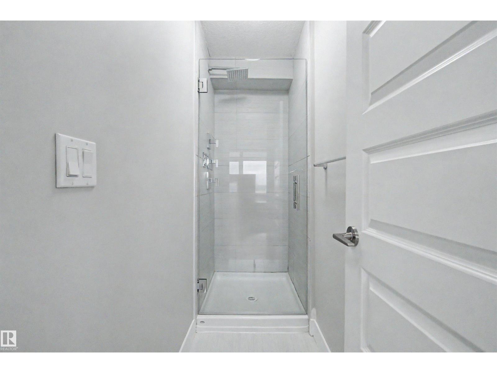 #1225 5151 WINDERMERE BV SW - 13