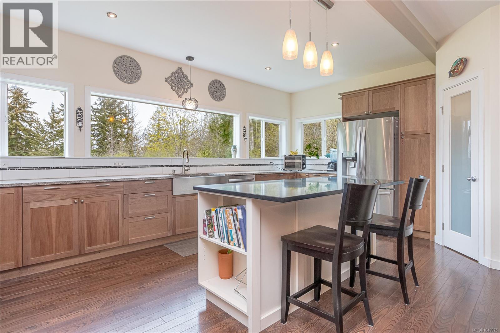 2835 Olympic Rd - 10