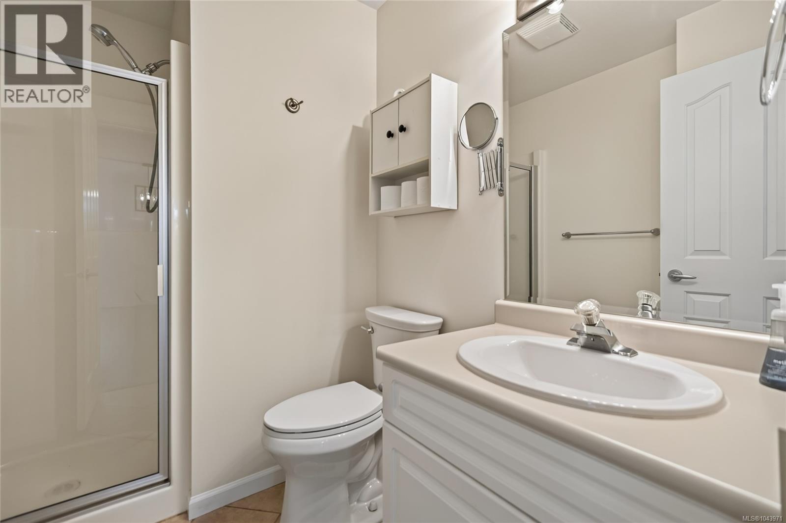 #132 1919 St. Andrews Pl - 19
