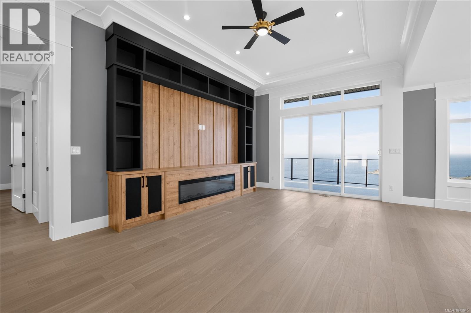 3856 Gulfview Dr - 3