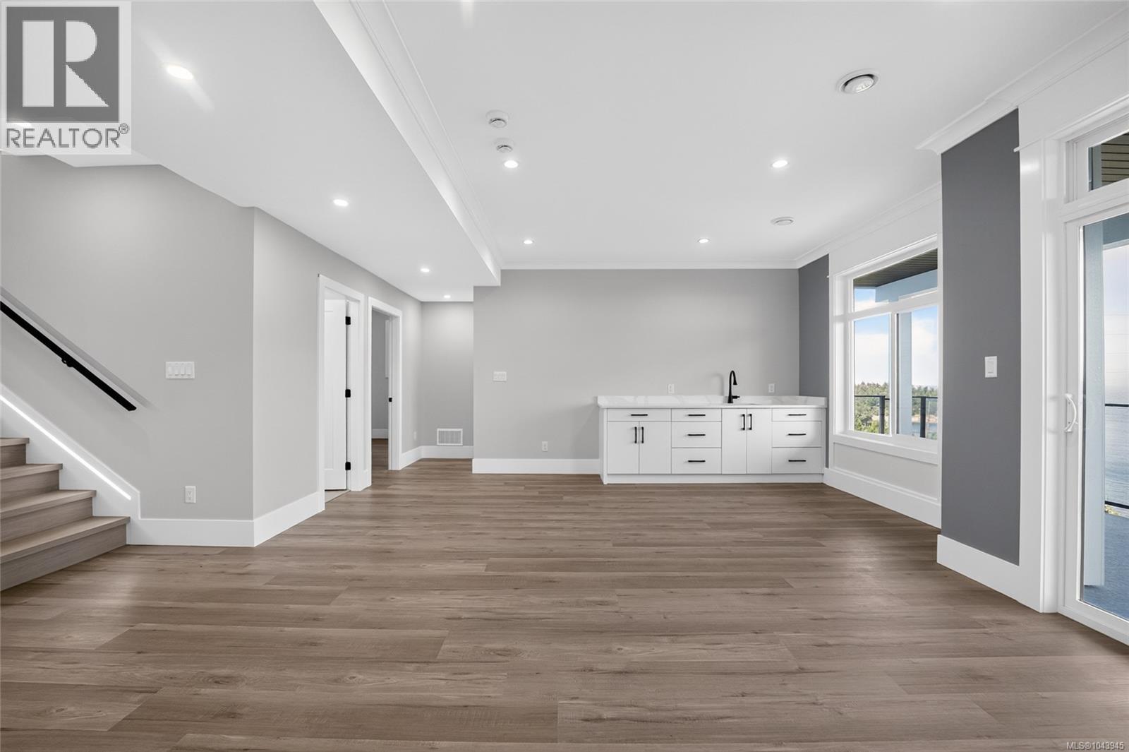 3856 Gulfview Dr - 38