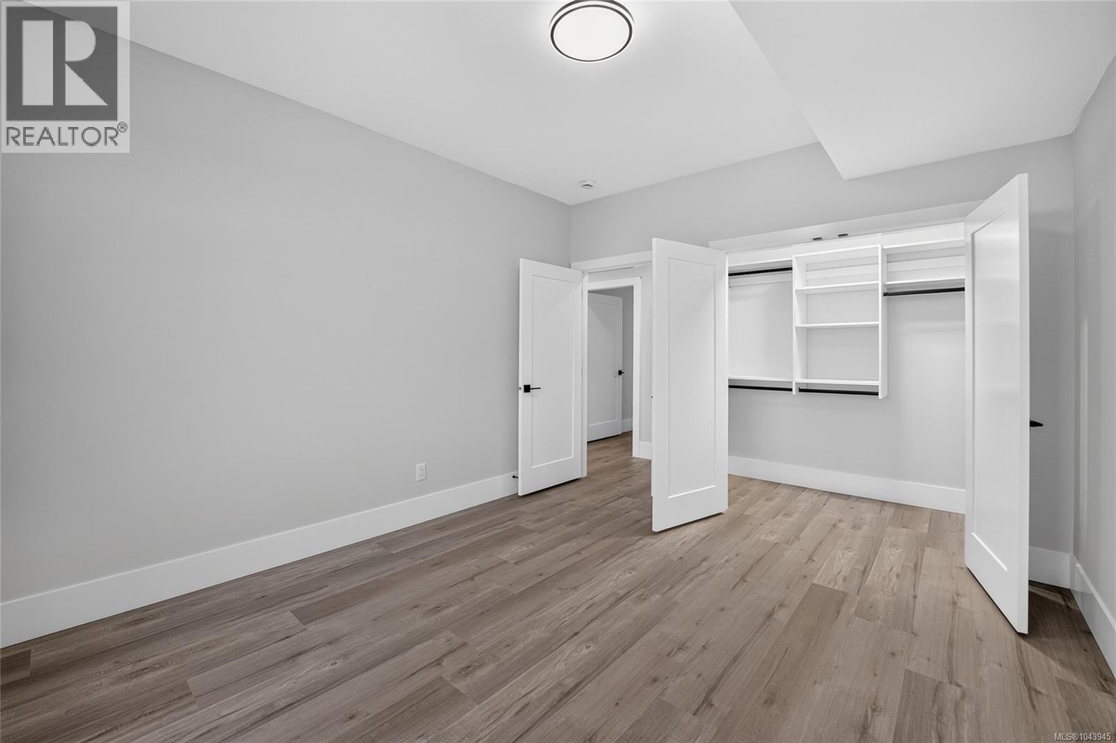 3856 Gulfview Dr - 43