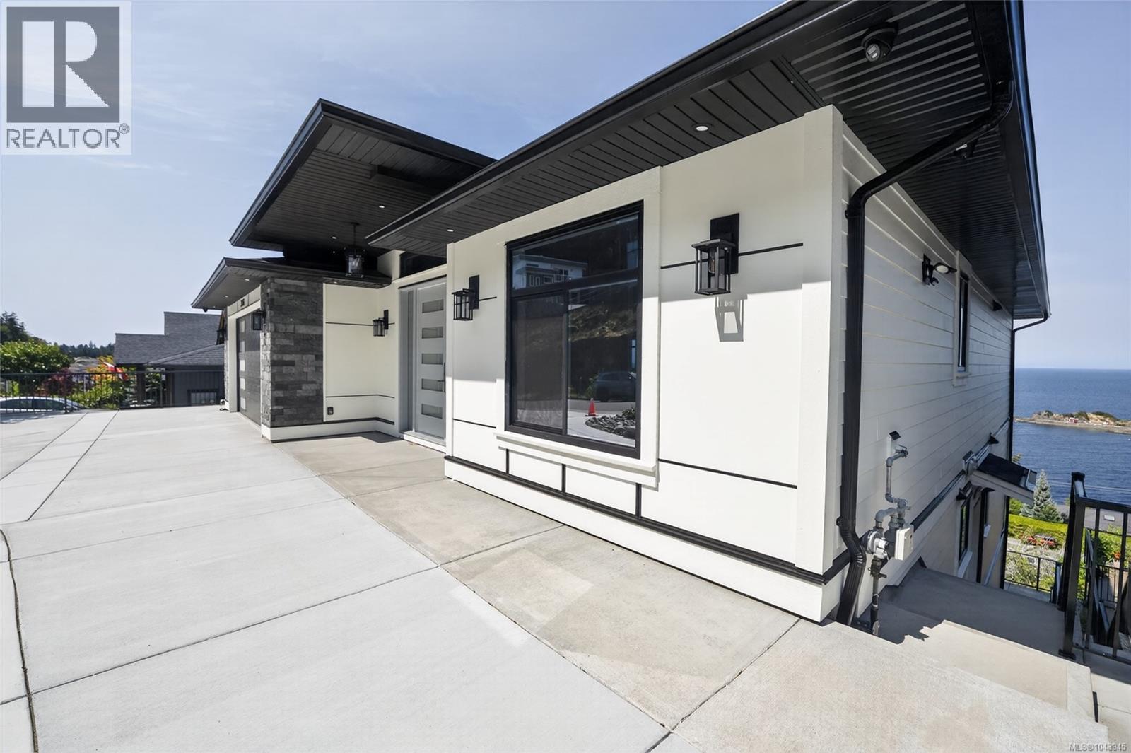 3856 Gulfview Dr - 77
