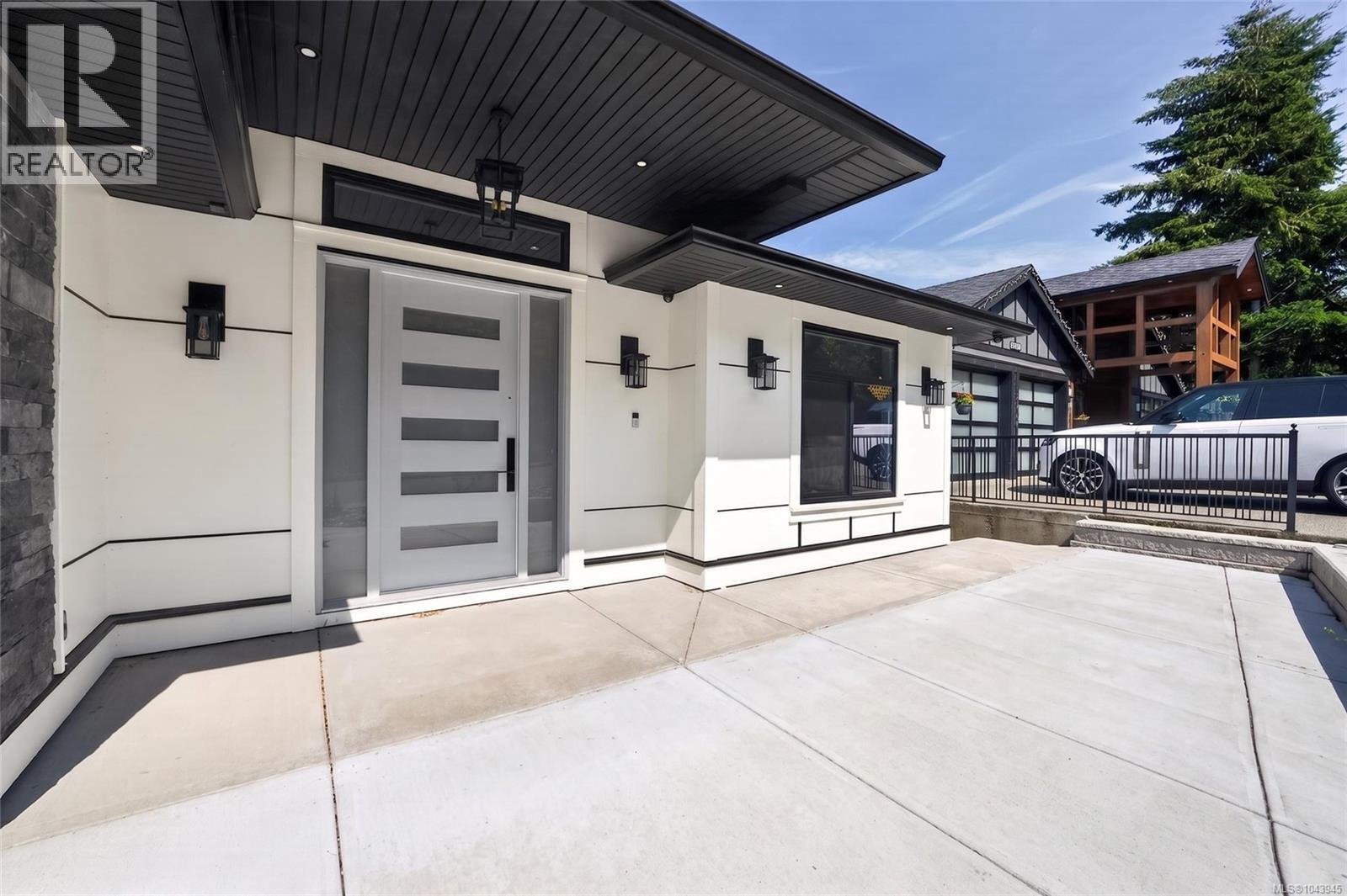 3856 Gulfview Dr - 78