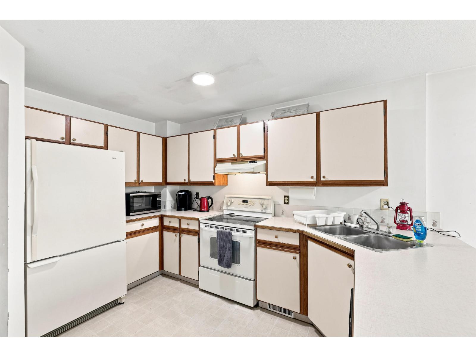 20 15550 89 AVENUE, Surrey