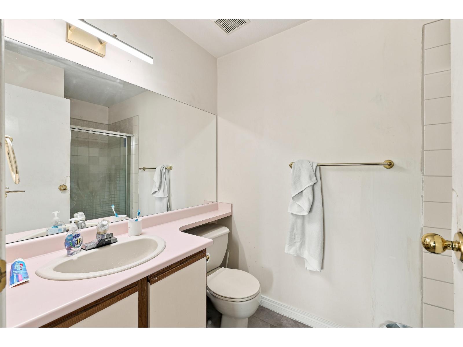 20 15550 89 AVENUE, Surrey