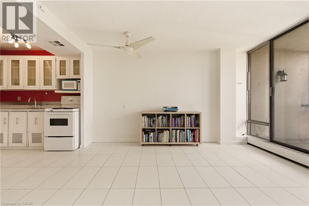 #2403 150 CHARLTON Avenue E - 16