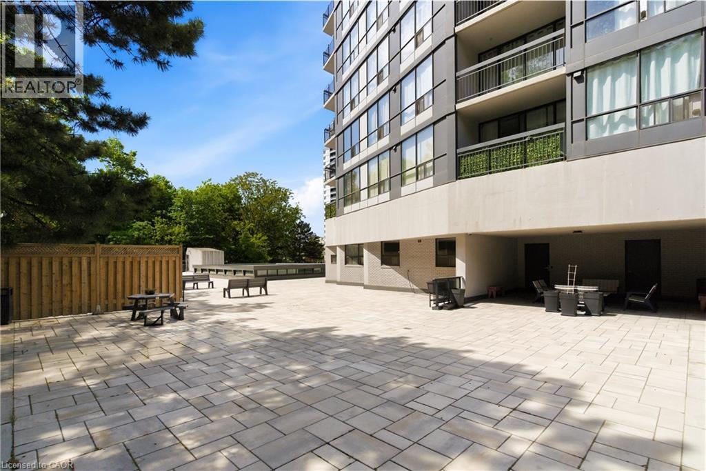 #2403 150 CHARLTON Avenue E - 37