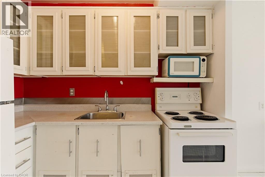 #2403 150 CHARLTON Avenue E - 14