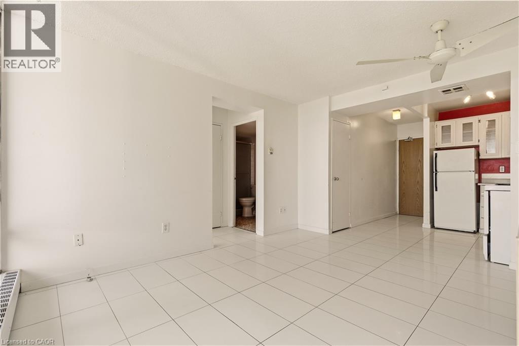 #2403 150 CHARLTON Avenue E - 19