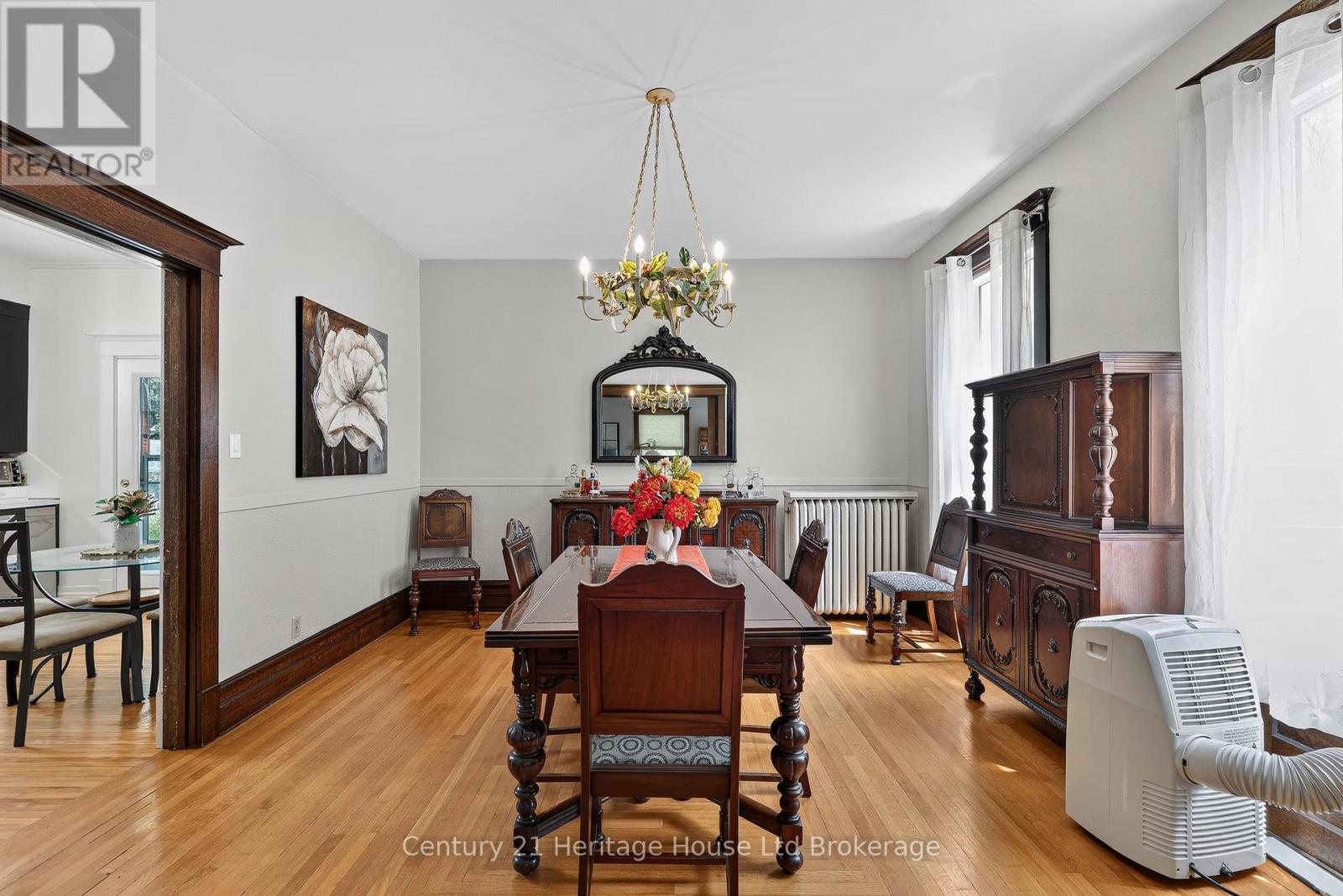457 BULLER STREET - 16