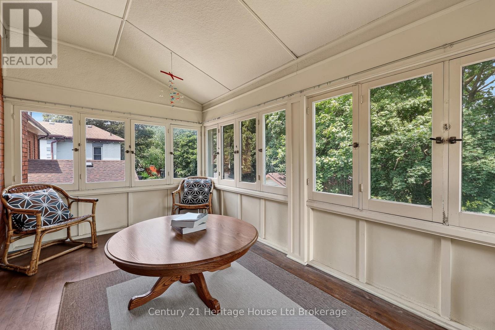 457 BULLER STREET - 22