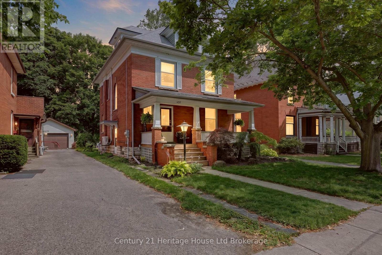 457 BULLER STREET - 2