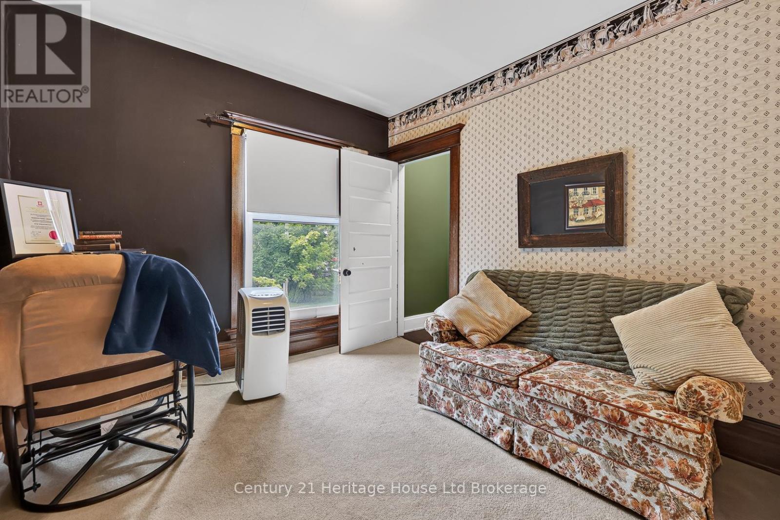 457 BULLER STREET - 25