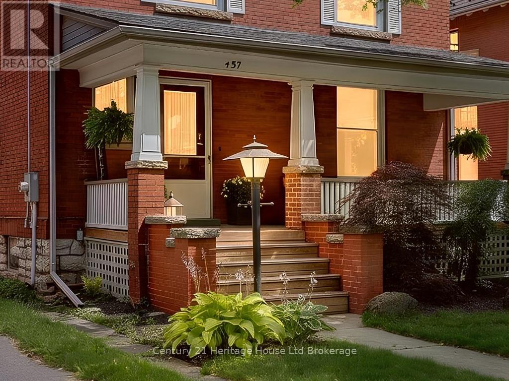 457 BULLER STREET - 3