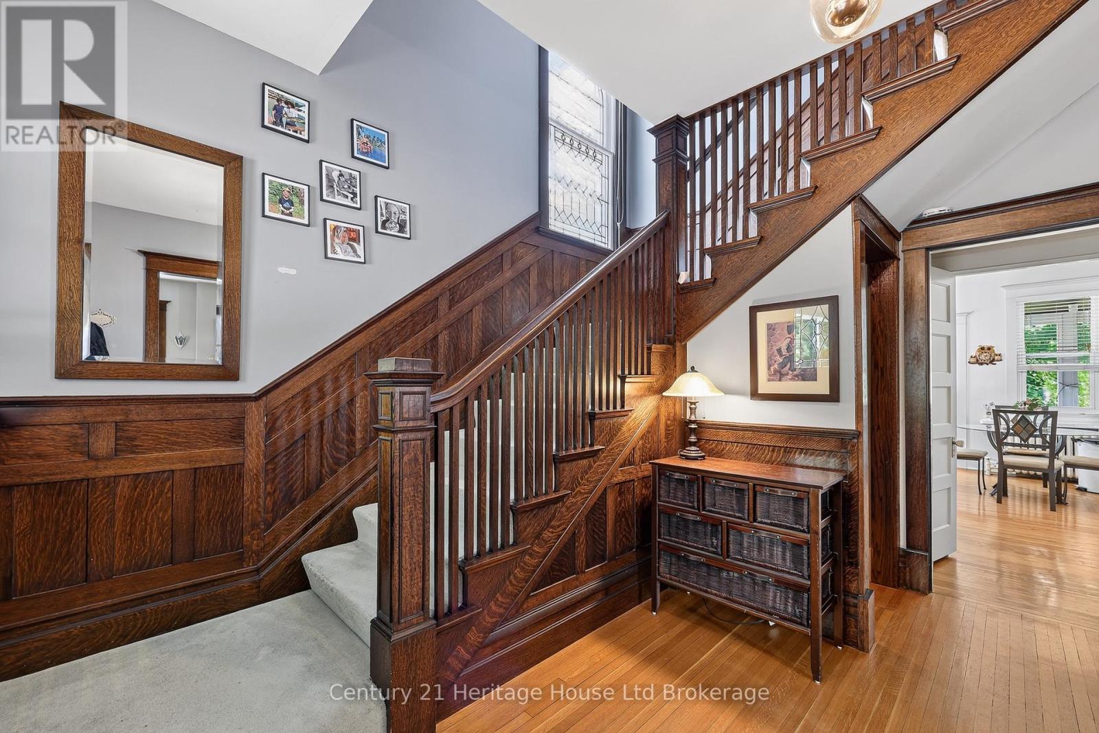 457 BULLER STREET - 9